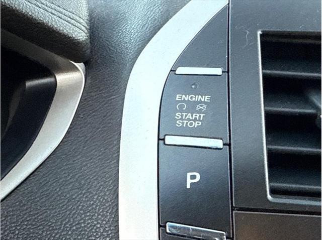 2013 Lincoln MKZ Sedan 4D