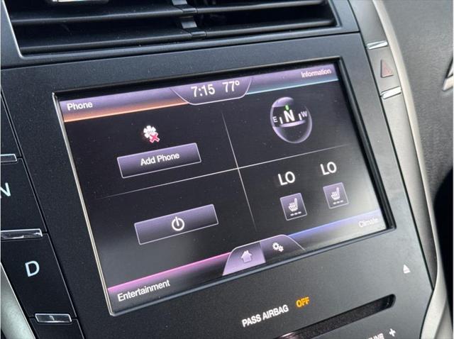 2013 Lincoln MKZ Sedan 4D