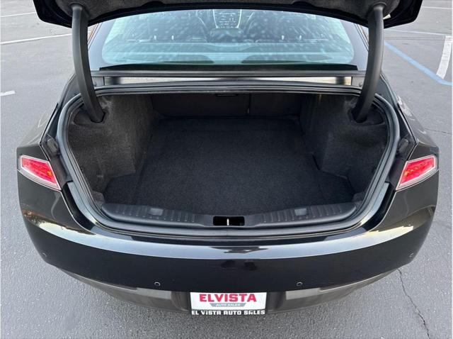 2013 Lincoln MKZ Sedan 4D