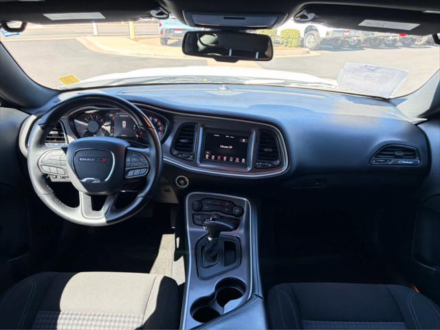 2022 Dodge Challenger SXT