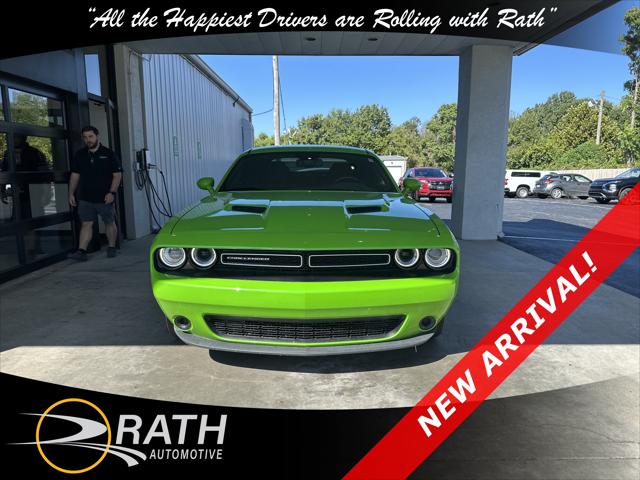 2017 Dodge Challenger SXT