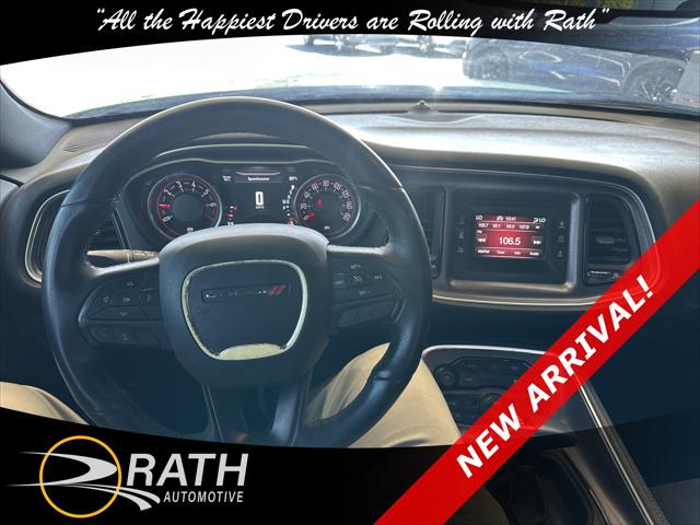 2017 Dodge Challenger SXT