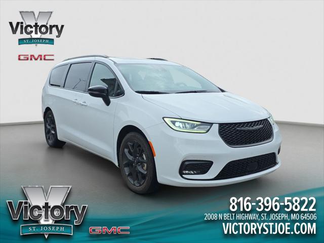 2025 Chrysler Pacifica Limited for sale in St Joseph, MO