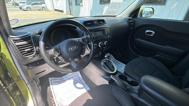 2015 Kia Soul Base