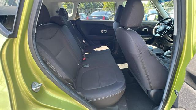2015 Kia Soul Base