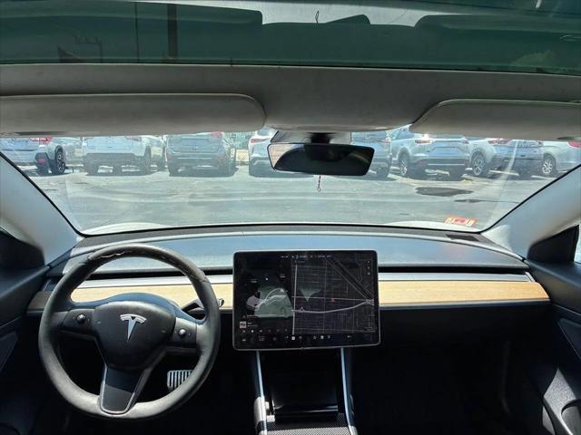 2020 Tesla Model 3 Standard Range Rear-Wheel Drive
