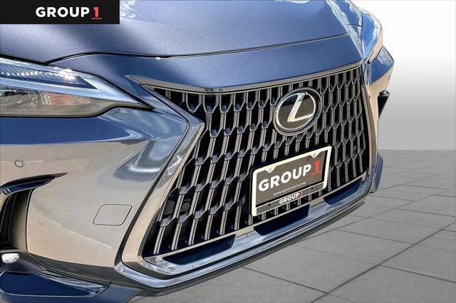 2025 Lexus NX Premium