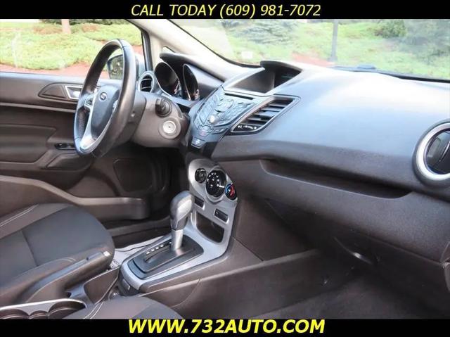2015 Ford Fiesta SE