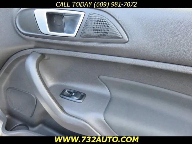 2015 Ford Fiesta SE