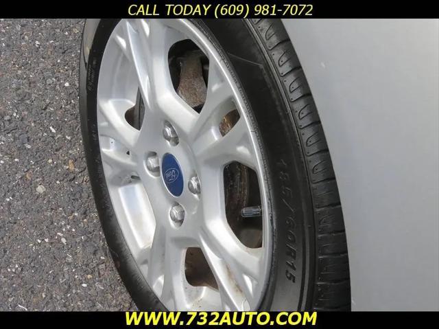 2015 Ford Fiesta SE