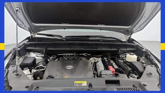 2021 Toyota Highlander L