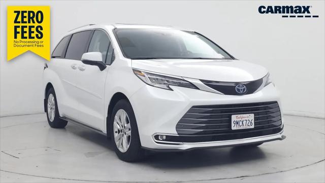 2024 Toyota Sienna Limited for sale in Irvine, CA