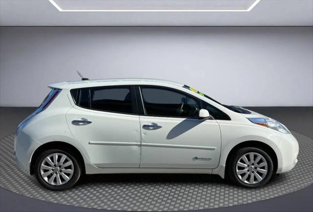2017 Nissan LEAF S