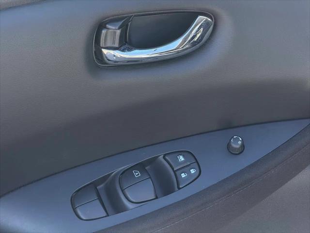 2017 Nissan LEAF S
