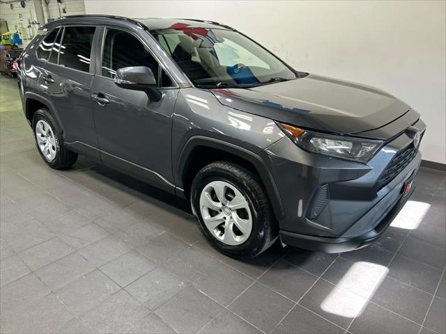 2020 Toyota RAV4 LE 2020 Toyota RAV4 LE