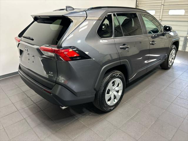 2020 Toyota RAV4 LE 2020 Toyota RAV4 LE