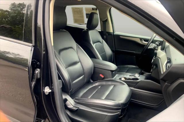 2020 Ford Escape SEL