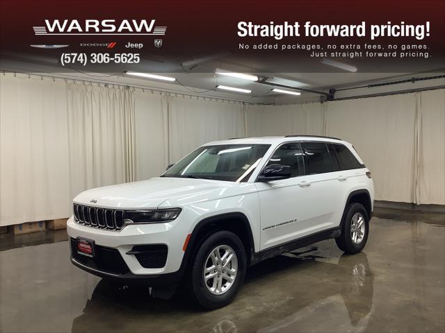 2023 Jeep Grand Cherokee Laredo 4x4 for sale in Warsaw, IN