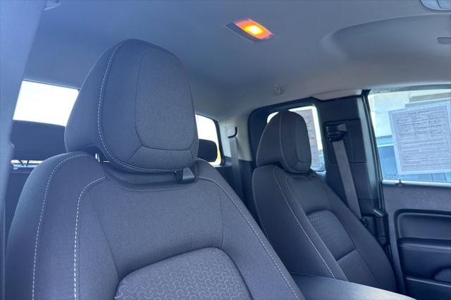 2022 GMC Canyon 4WD Extended Cab Elevation