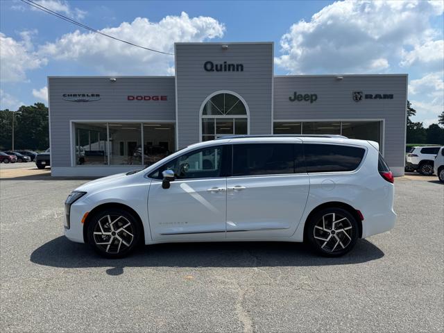 2027 Chrysler Pacifica PACIFICA PINNACLE