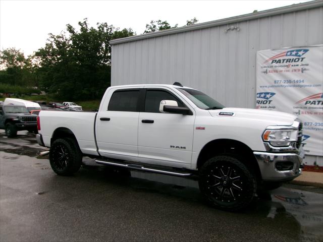 2022 RAM 2500 Big Horn Crew Cab 4x4 64 Box 2022 RAM 2500 Big Horn Crew Cab 4x4 64 Box