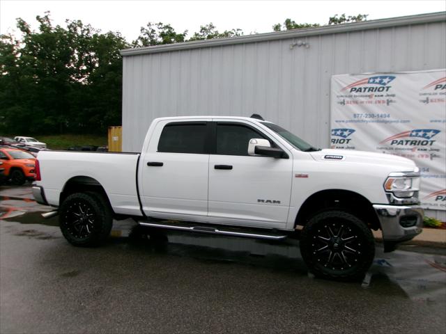 2022 RAM 2500 Big Horn Crew Cab 4x4 64 Box 2022 RAM 2500 Big Horn Crew Cab 4x4 64 Box