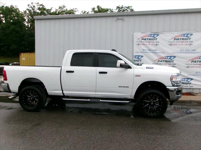 2022 RAM 2500 Big Horn Crew Cab 4x4 64 Box 2022 RAM 2500 Big Horn Crew Cab 4x4 64 Box