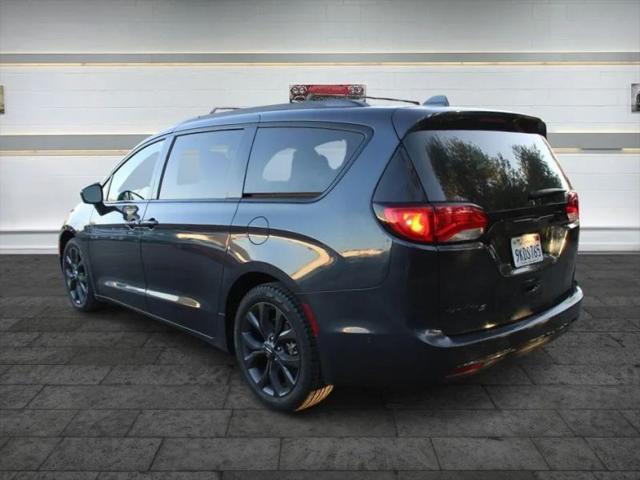2020 Chrysler Pacifica Touring L Plus