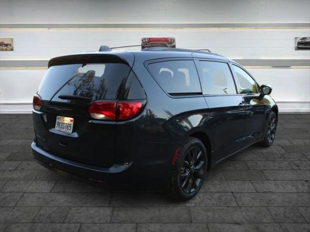 2020 Chrysler Pacifica Touring L Plus