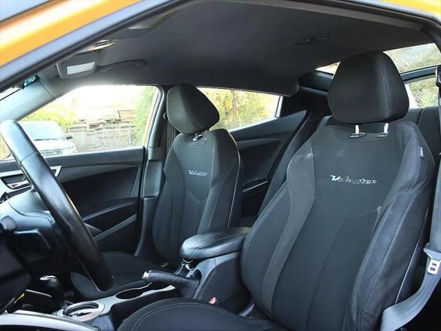 2017 Hyundai Veloster Base
