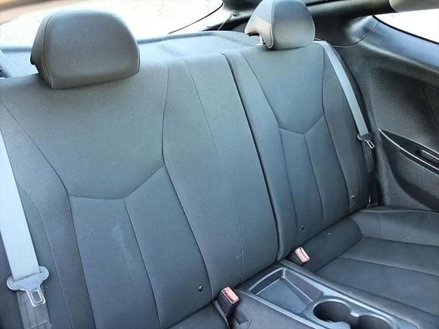 2017 Hyundai Veloster Base