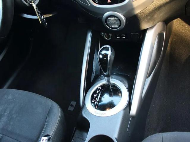 2017 Hyundai Veloster Base