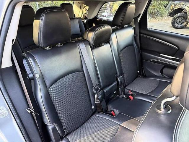 2020 Dodge Journey Crossroad