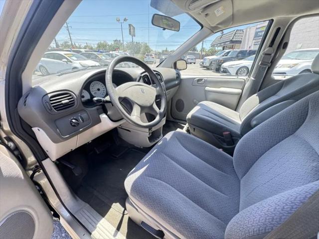 2006 Dodge Caravan SE