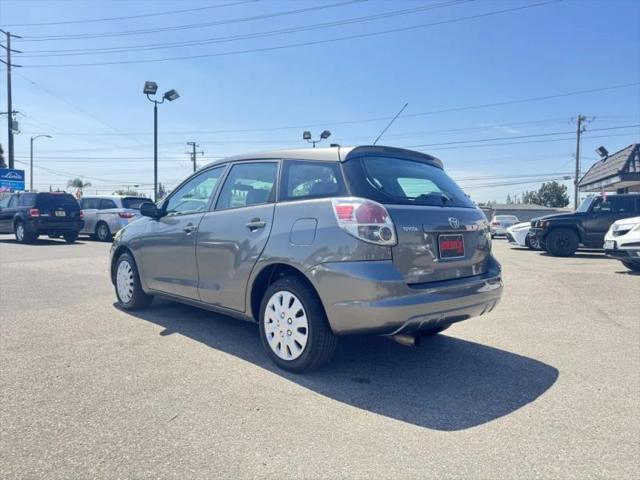 2007 Toyota Matrix Base