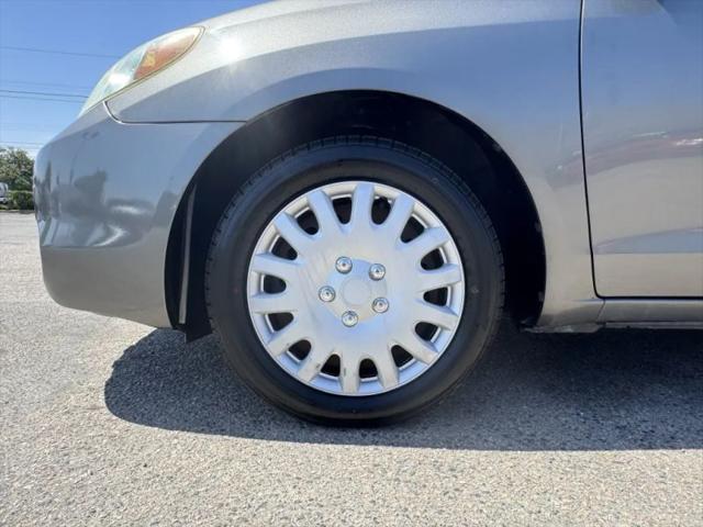 2007 Toyota Matrix Base