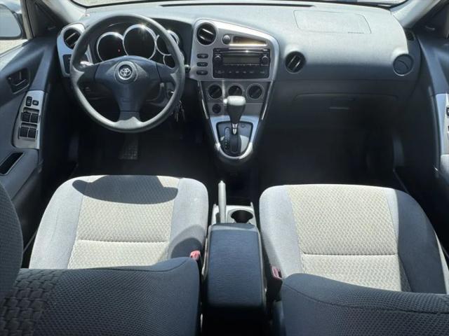 2007 Toyota Matrix Base