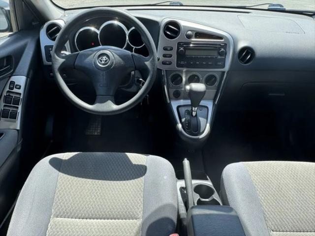 2007 Toyota Matrix Base