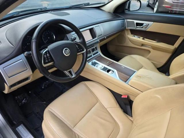 2012 Jaguar XF XF
