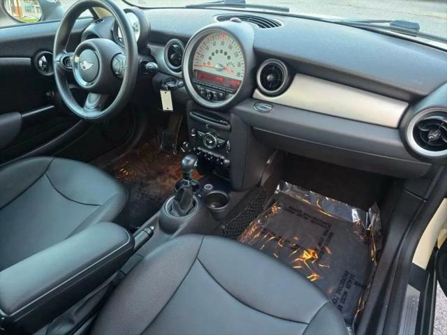 2012 MINI Cooper Cooper