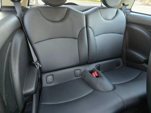 2012 MINI Cooper Cooper