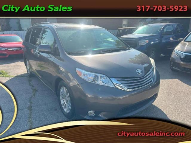2017 Toyota Sienna XLE 8 Passenger for sale in Indianapolis, IN
