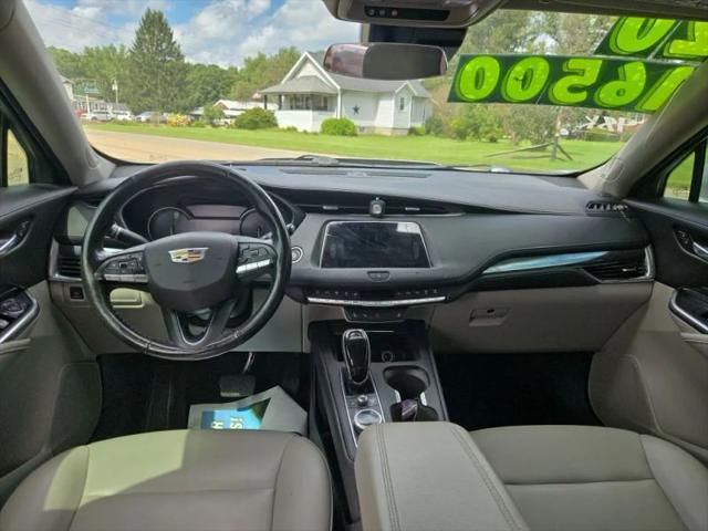 2020 Cadillac XT4 AWD Luxury