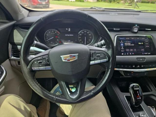 2020 Cadillac XT4 AWD Luxury