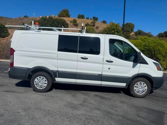 2016 Ford Transit w/60/40 Side Door w/RWB