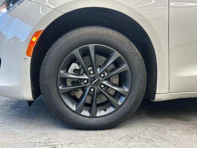 2020 Chrysler Pacifica AWD Launch Edition