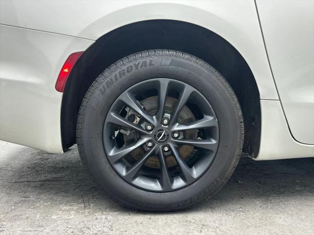 2020 Chrysler Pacifica AWD Launch Edition