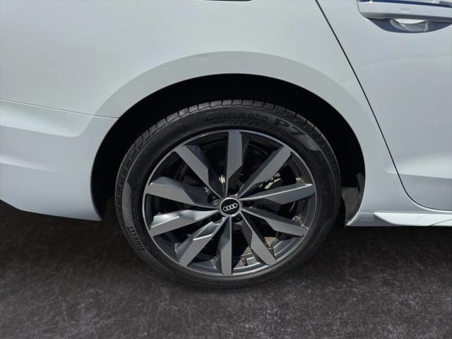 2021 Audi A4 Premium 40 TFSI quattro S tronic