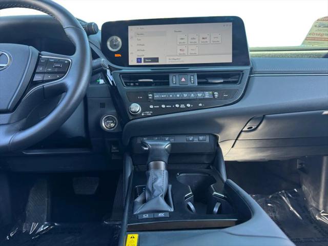 2024 Lexus ES 300h 300h