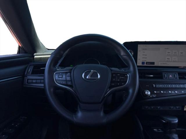 2024 Lexus ES 300h 300h